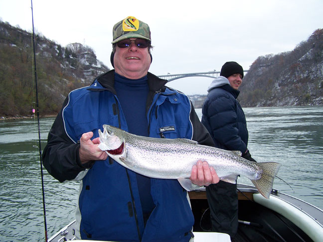Niagara Fishing Adventures offers you a range of fishing